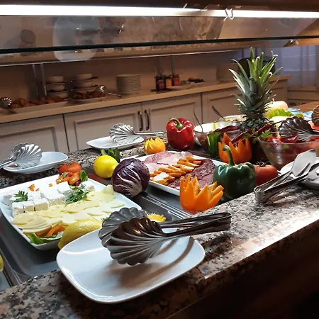 酒店 河拉斯特劳酒店 3*