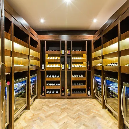 河拉斯特劳酒店 酒店 3*